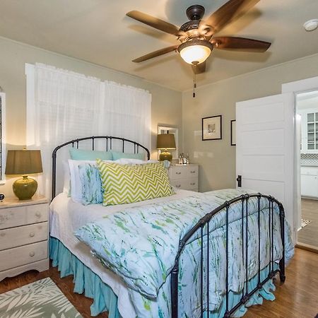Agape Front Cottage Fredericksburg Bagian luar foto