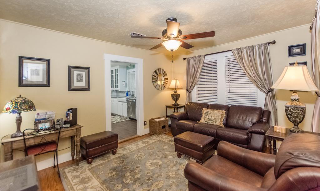 Agape Front Cottage Fredericksburg Bagian luar foto