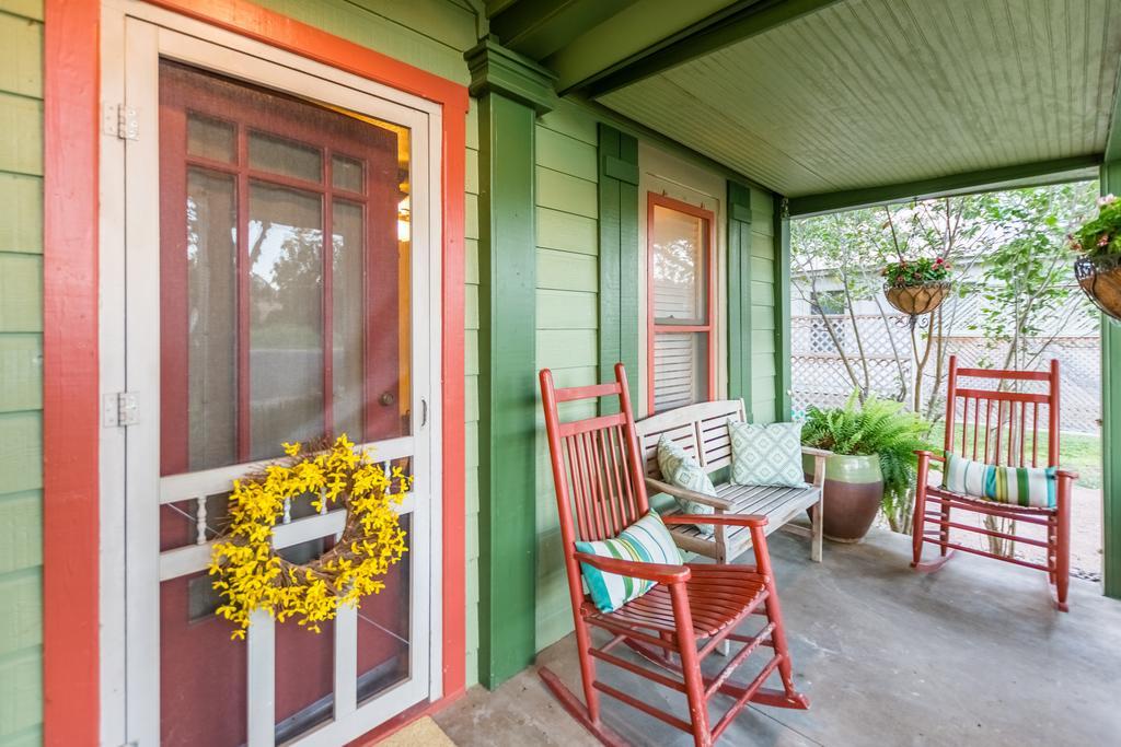 Agape Front Cottage Fredericksburg Bagian luar foto