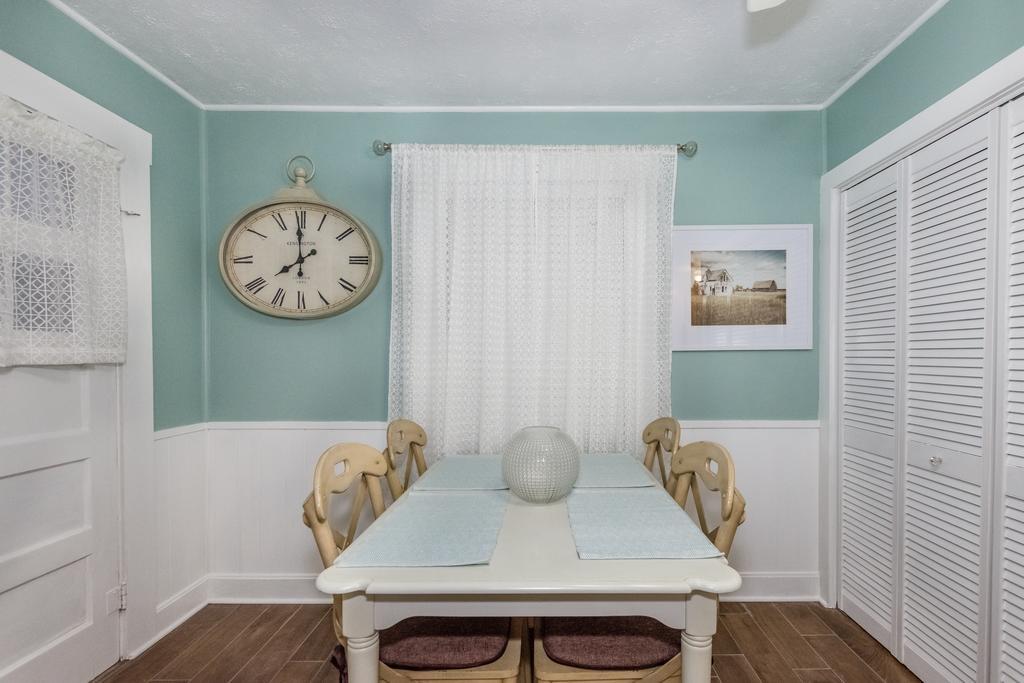 Agape Front Cottage Fredericksburg Bagian luar foto
