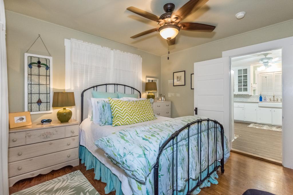 Agape Front Cottage Fredericksburg Bagian luar foto